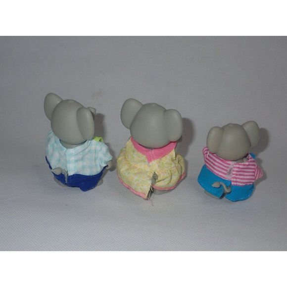 Lil Woodzeez Oliphant Elephants Family Mother Father Little Girl Bundle Lot Set - Picture 2 of 4
